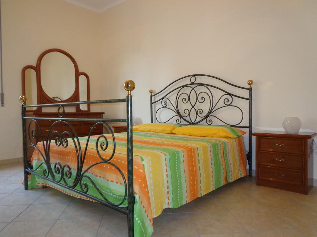 Appartamento Vacanze Catania Szoba fotó